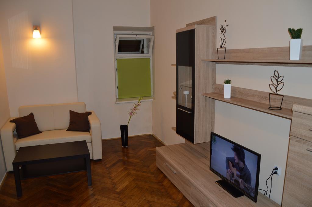 Old Walls Hostel Krasków Rom bilde